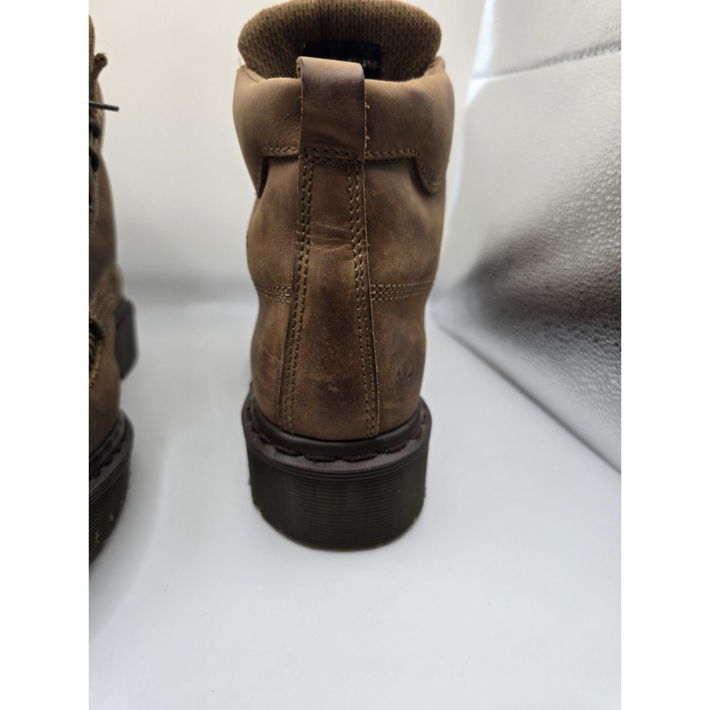DR. MARTENS Womens Chunky Brown Leather Lace Boots. Worn 1 Time Size 5 - Picture 12 of 14